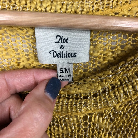 Hot & Delicious Yellow & Navy Sweater Size S/M - Picture 4 of 6